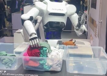 Robots Replacing Workers & Your Girlfriends? Yep It’s Coming CES 2026
